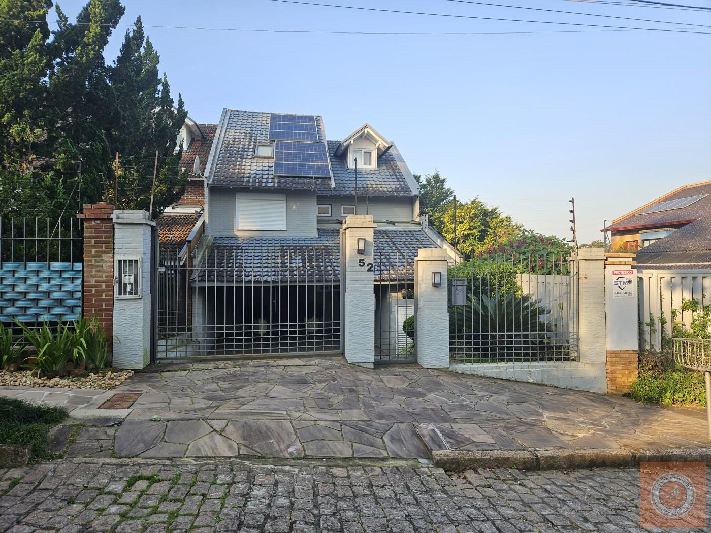 Casa, 3 quartos, 231 m² - Foto 1