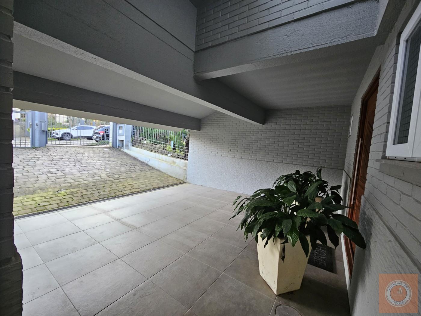 Casa, 3 quartos, 231 m² - Foto 2