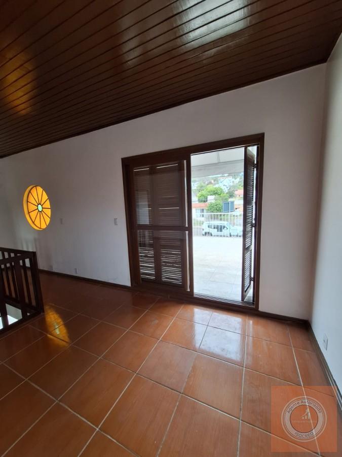 Casa, 3 quartos, 242 m² - Foto 29