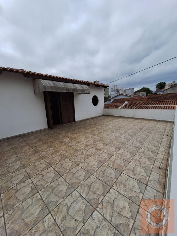 Casa, 3 quartos, 242 m² - Foto 33